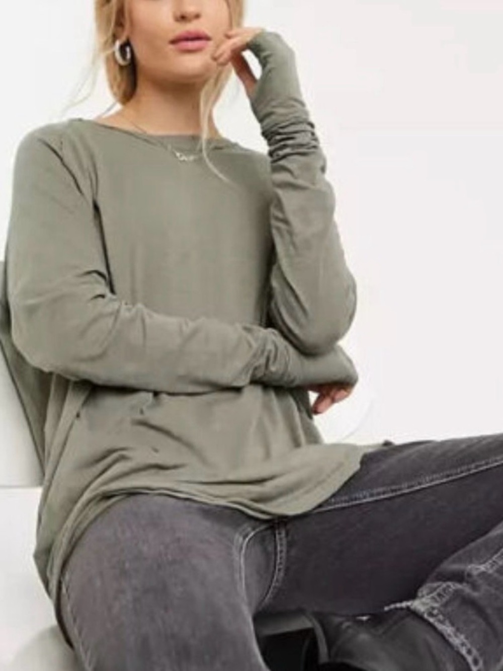 Free People We The Free Arden Tee Tunic L Green Long Sleeve Thumb Holes NWT Flaw